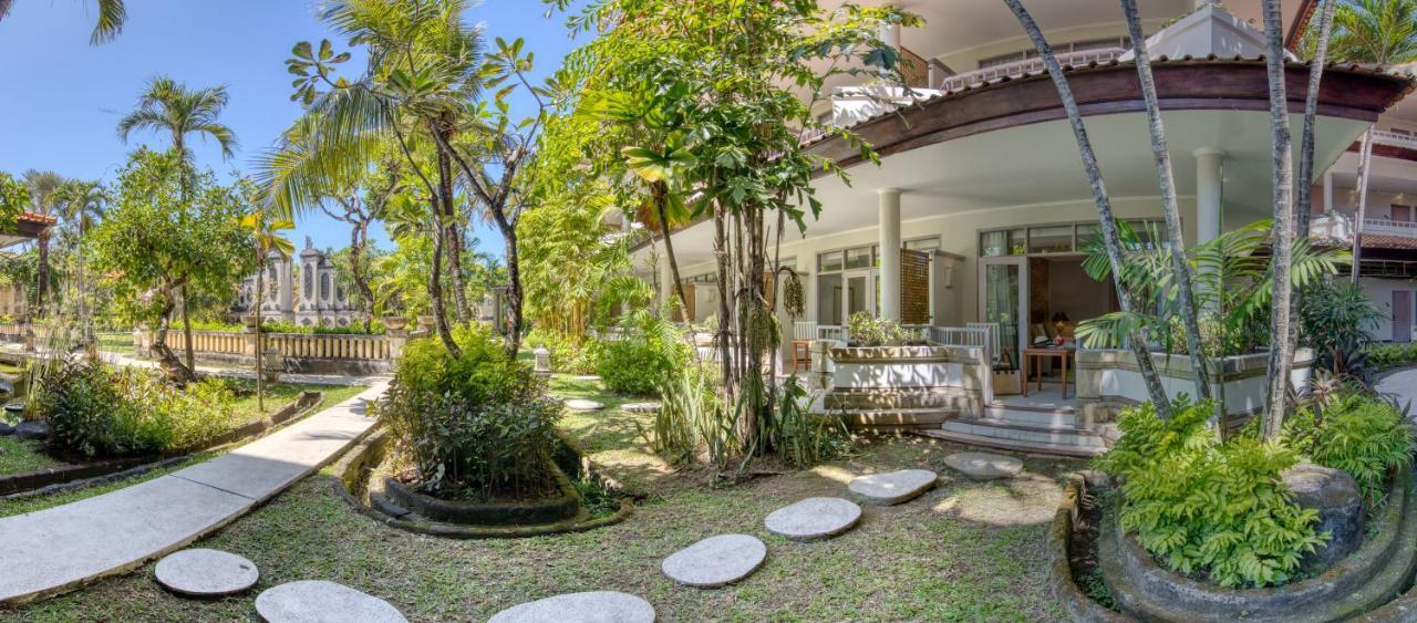 Resor Camakila Tanjung Benoa 4*